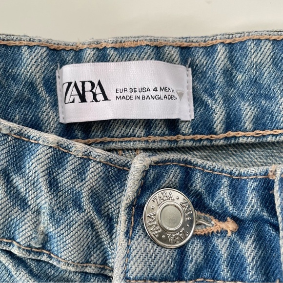 ZARA Women's Distressed Destroyed Button Fly High Rise Denim Shorts Size 4 - Picture 3 of 6